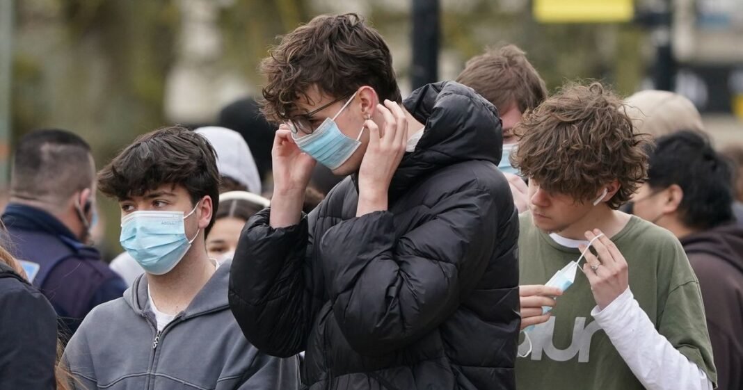 “UKHSA Investigates Meningitis Case at London School”