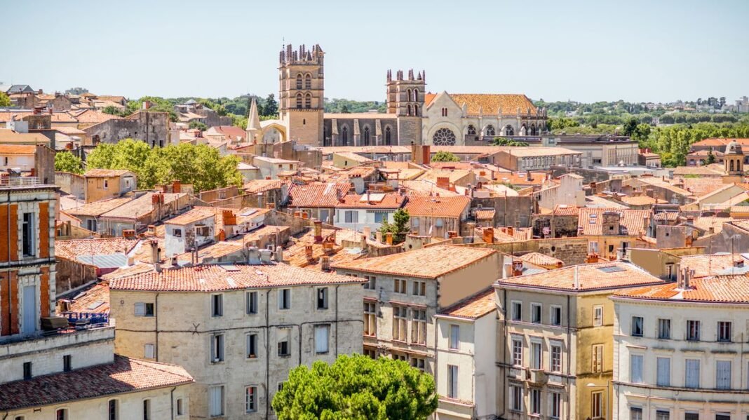“Discover Montpellier: France’s Sunlit Gem, Direct Flights from Manchester Airport!”