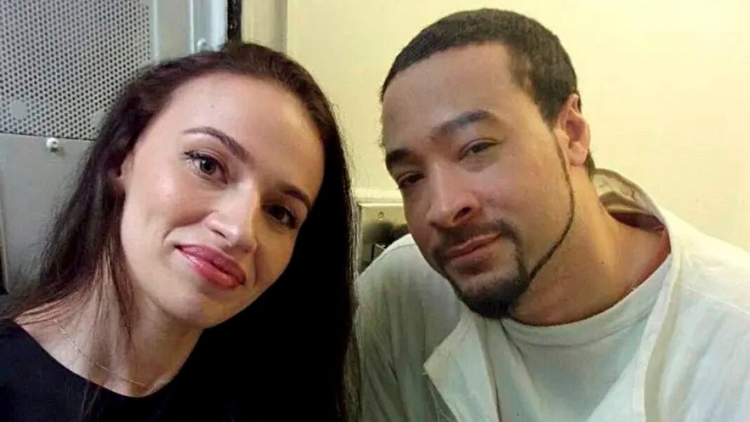 “Woman’s Tearful Goodbye as Husband Faces Texas Execution”