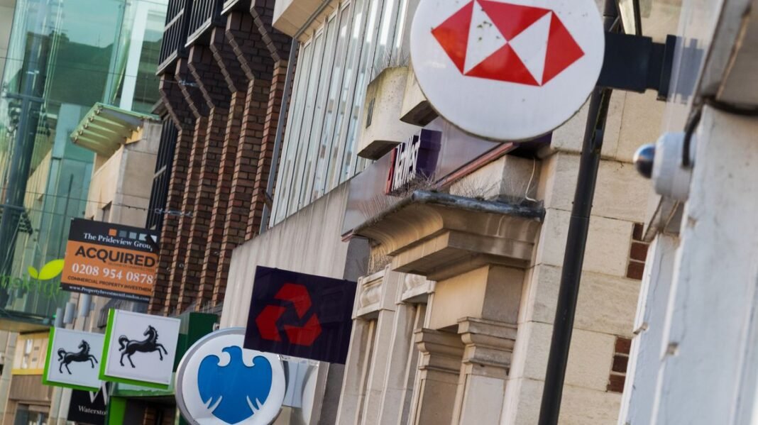 UK Big Banks Rake in £14 Billion, Spark Tax Debate