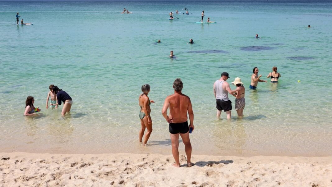“UK Staycations Surge: Discover Top Seaside Spot St Ives”