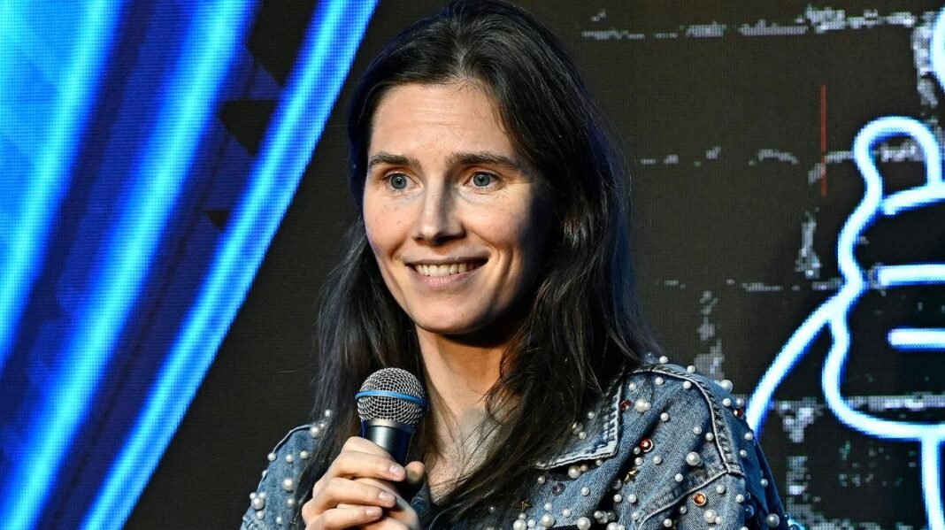 “Amanda Knox Comedy Show Sparks Controversy”