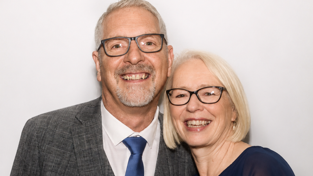 “Unexpected Inheritance Reveals Long-Lost Family Connection”