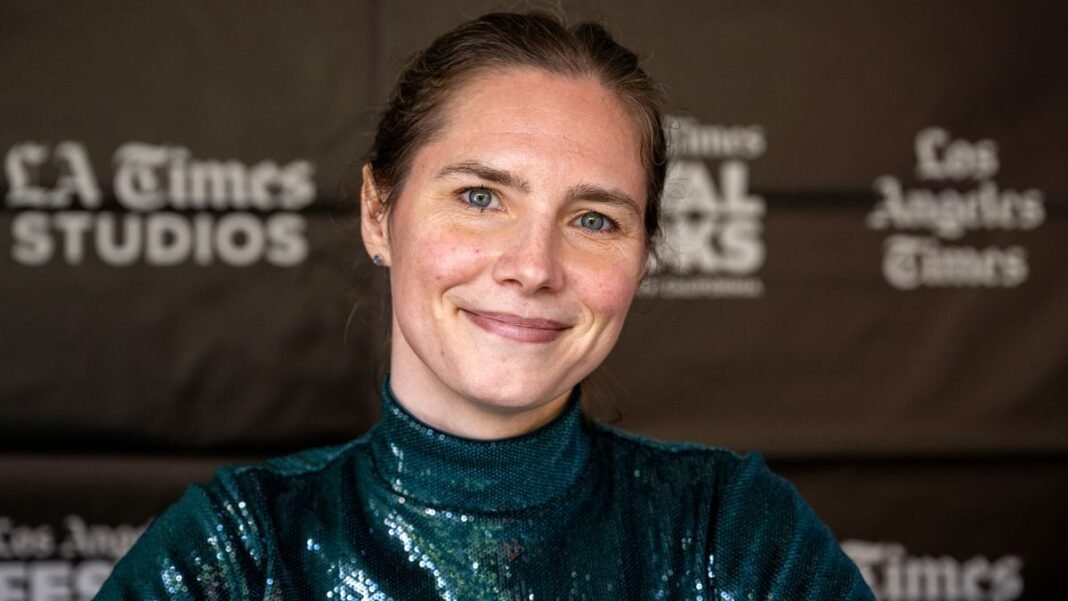 “Amanda Knox Defies Critics, Prepares for Comedy Debut”