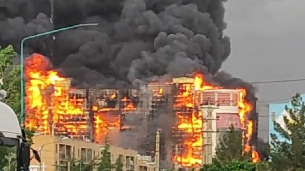 “Inferno at Iran Shopping Complex Kills 8”