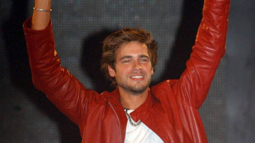 “Former Big Brother Star Alex Sibley Wins Council Seat”
