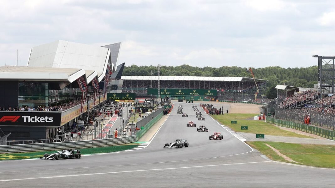 “British Grand Prix at Silverstone: Thrilling F1 Action Awaits!”