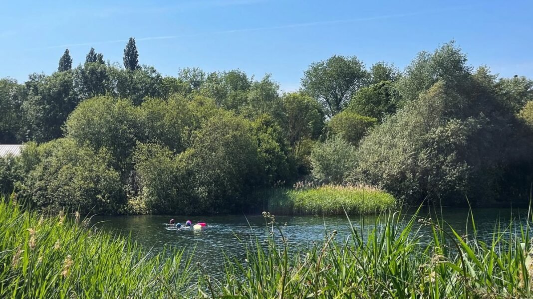 “Experience Glamping Paradise at Redricks Lakes in Hertfordshire”