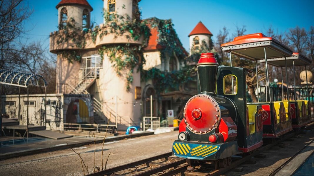 “Yongma Land: From Abandoned Theme Park to Tourist Hotspot”