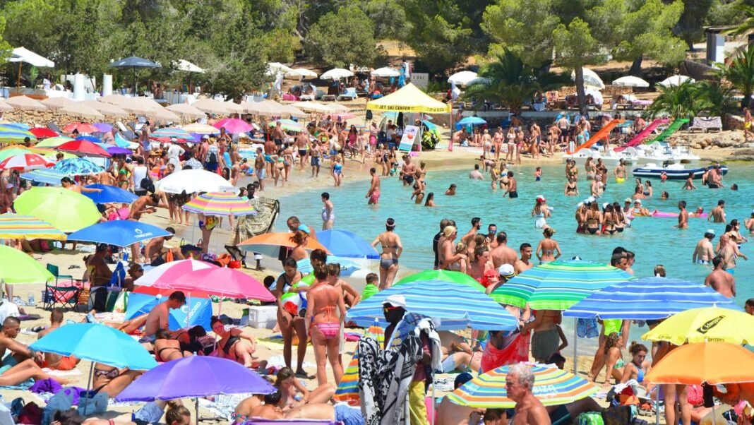 “TUI’s Secret Strategy: Round-Trip Flights from £30 Revealed”