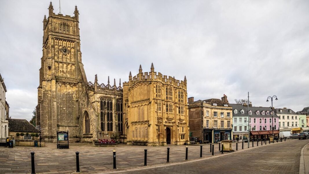 “Cirencester: The Vibrant Heart of the Cotswolds”