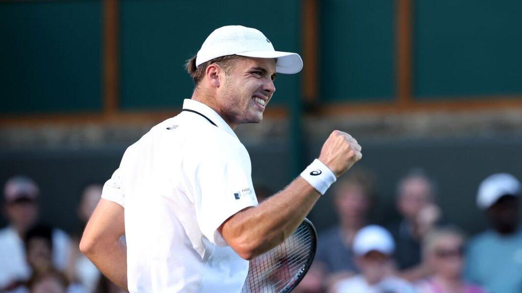 “British wildcard Fery stuns at Wimbledon, advances to Last 16”