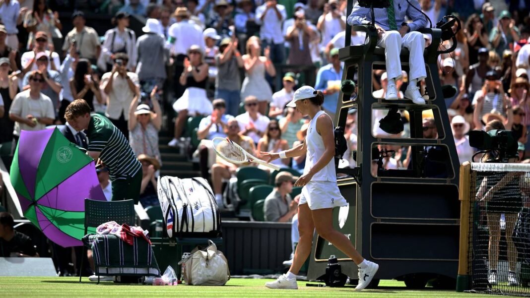 “Emotional outburst mars Swiatek’s Wimbledon title defense”