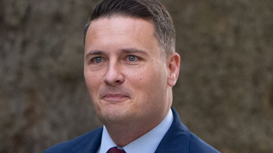 “Labour Minister Streeting Mulls Leadership Challenge”