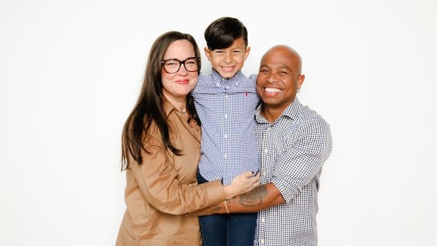 “Mother Overcomes Fear to Empower Son with Life-Threatening Allergies”