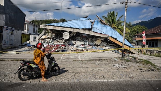 “Severe Earthquake on Flores Island Leaves 68 Dead, Thousands Await Aid”