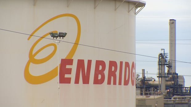 “Enbridge Secures $2.7B Deal with KKR & Apollo”