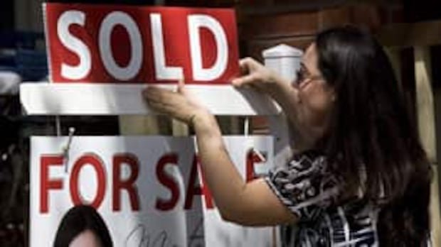 “Canada Home Sales Dip YoY, Up MoM: CREA Report”